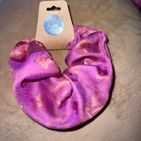 Handmade | Monogram Scrunchies - Picture 6 of 13